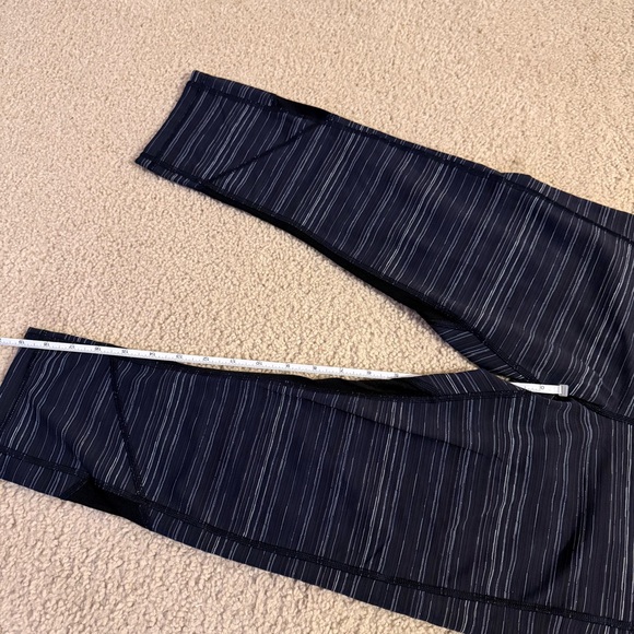 Lululemon Athletica Pace Rival Crop Black Patterned Leggings - Picture 5 of 10
